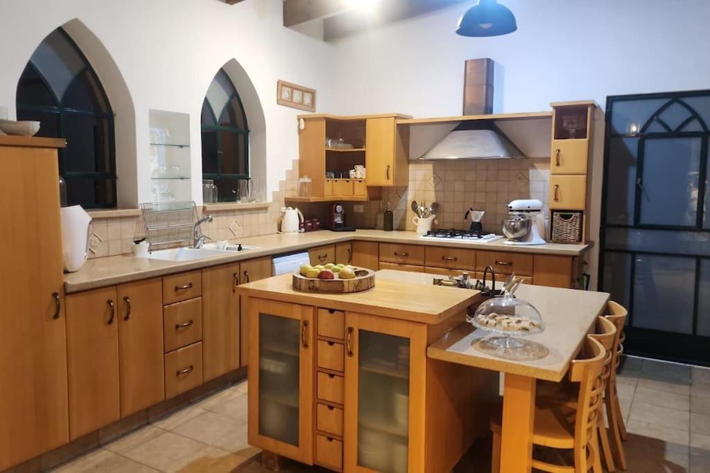 Willa המייסדים Zichron Ja’akow Zewnętrze zdjęcie